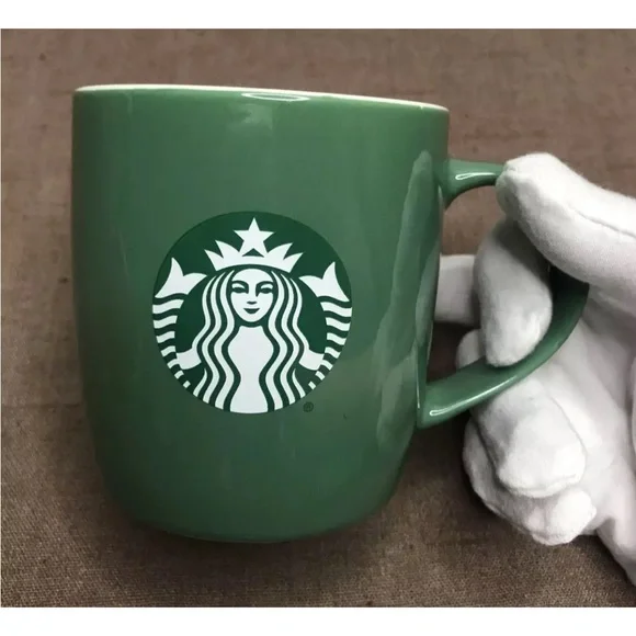 EUC Starbucks 2021 Holiday Mugs Set of 2, 11oz Red & Green - Picture 5 of 10